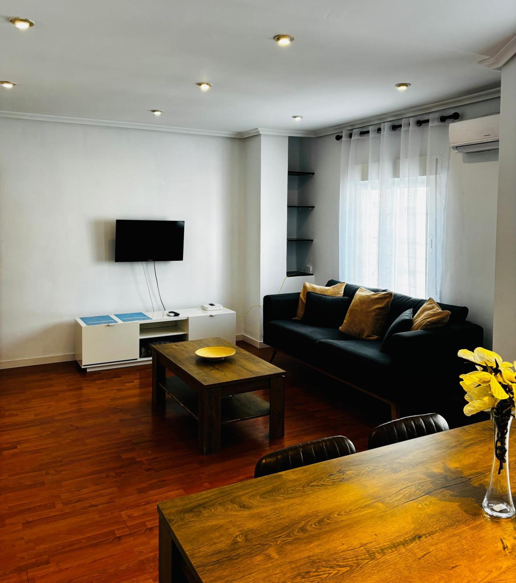 Travel Habitat Mestalla Valencia Ngoại thất bức ảnh