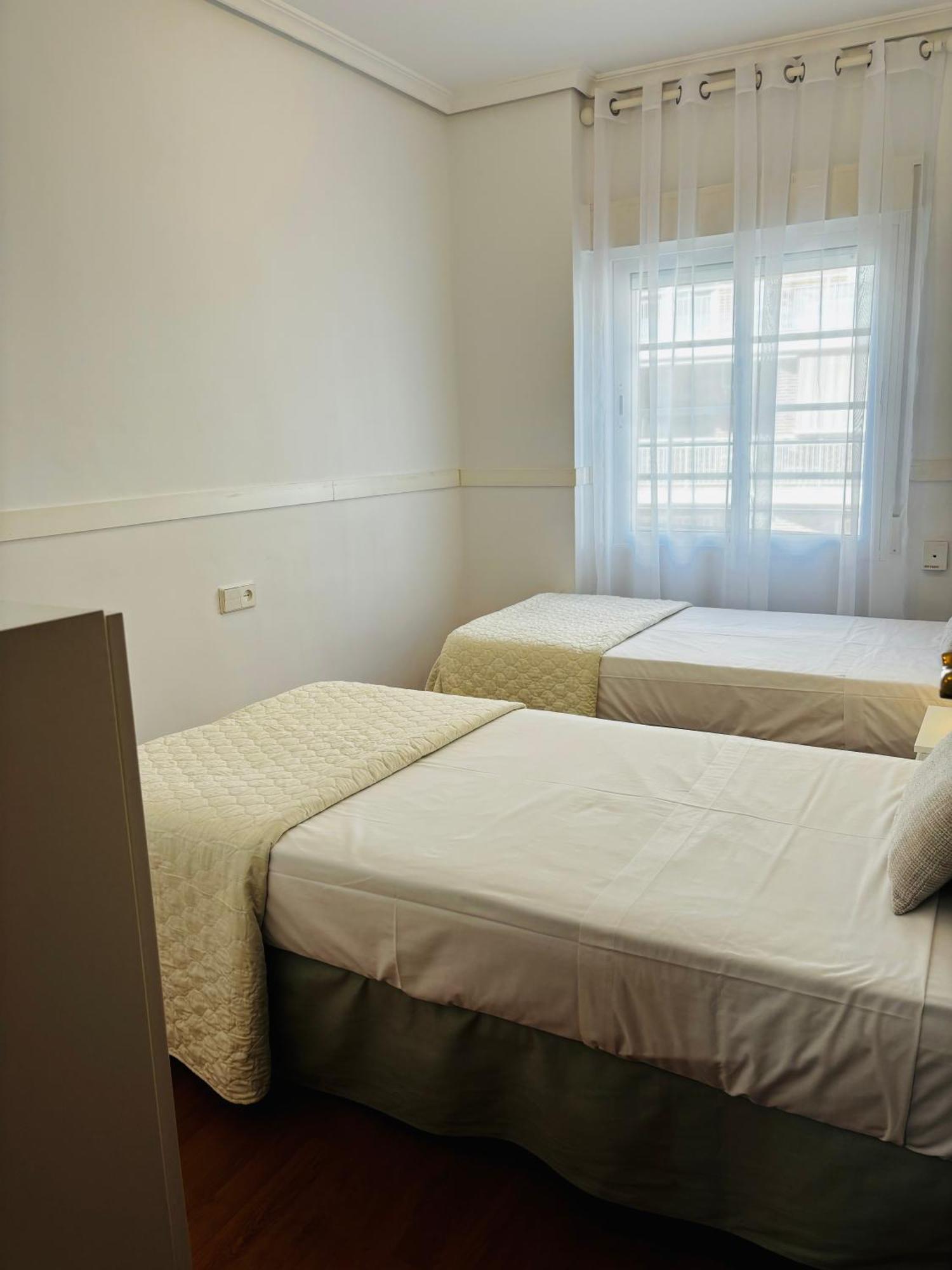 Travel Habitat Mestalla Valencia Ngoại thất bức ảnh