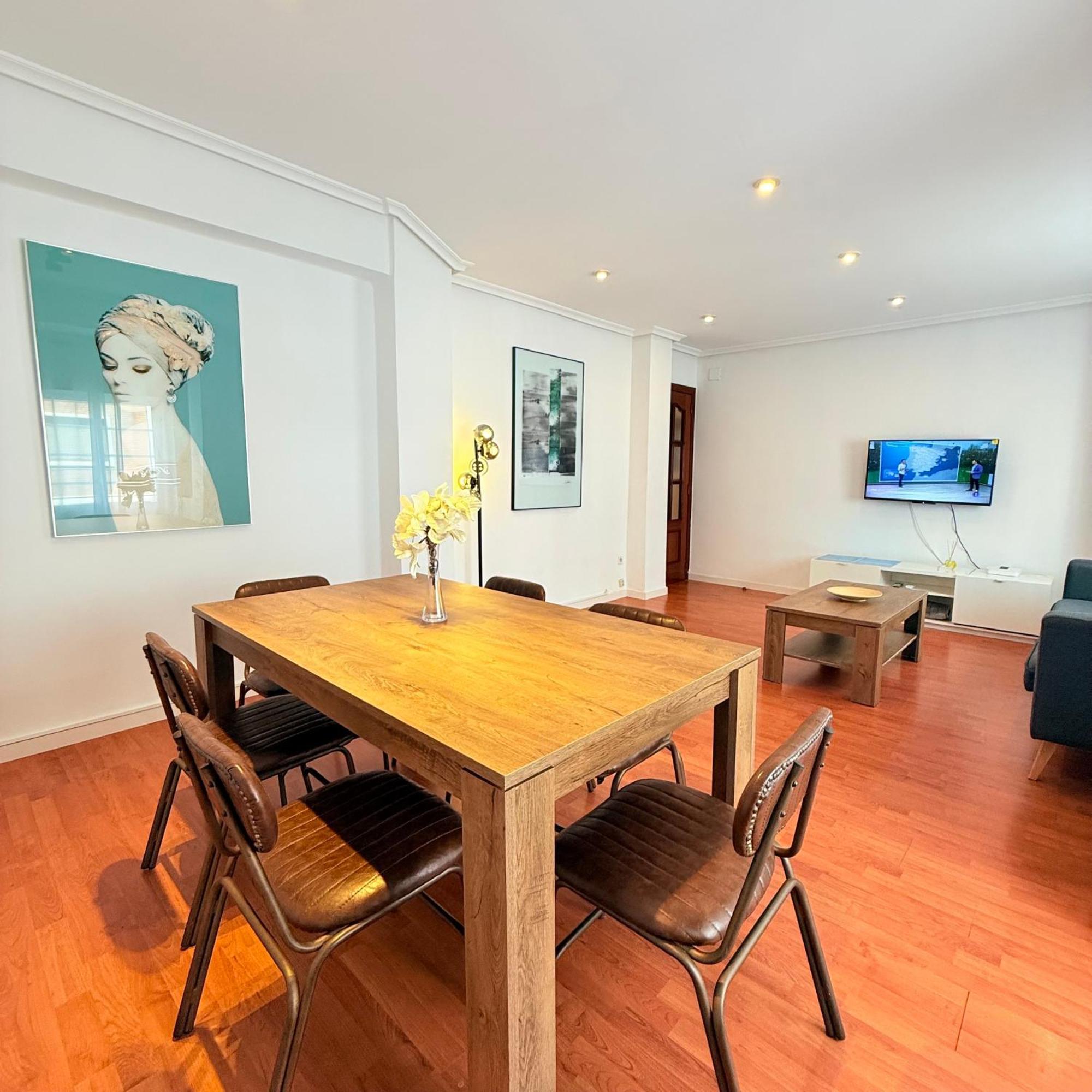 Travel Habitat Mestalla Valencia Ngoại thất bức ảnh