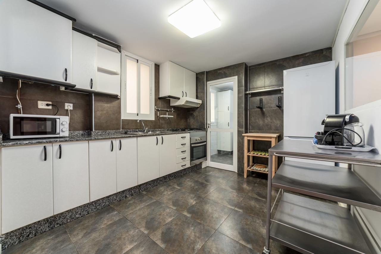 Travel Habitat Mestalla Valencia Ngoại thất bức ảnh