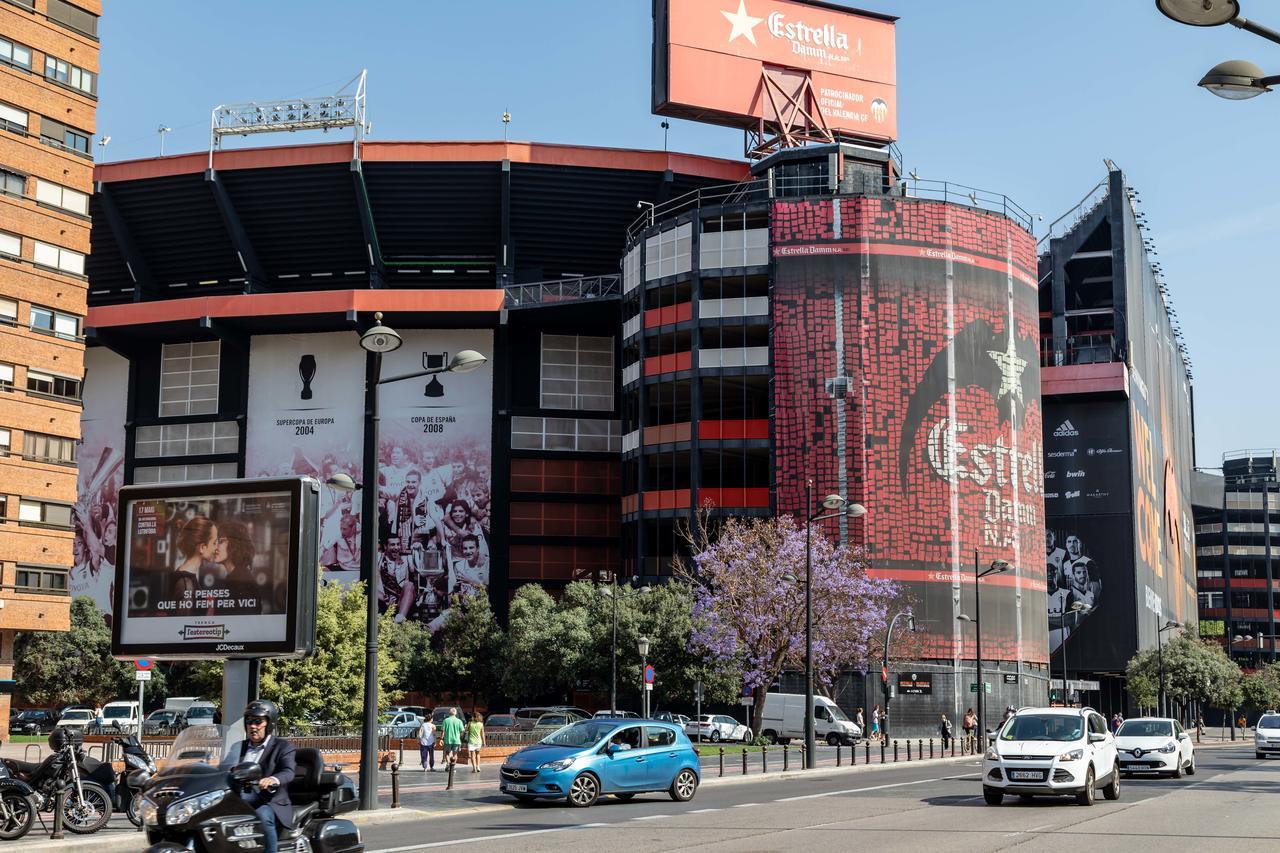 Travel Habitat Mestalla Valencia Ngoại thất bức ảnh